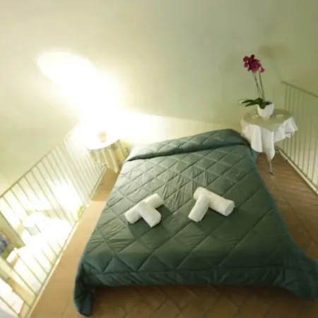 Apartment Fleur De Lis Loft Bergamo